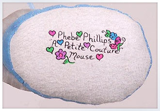 A Petite Couture Mouse, Footpad